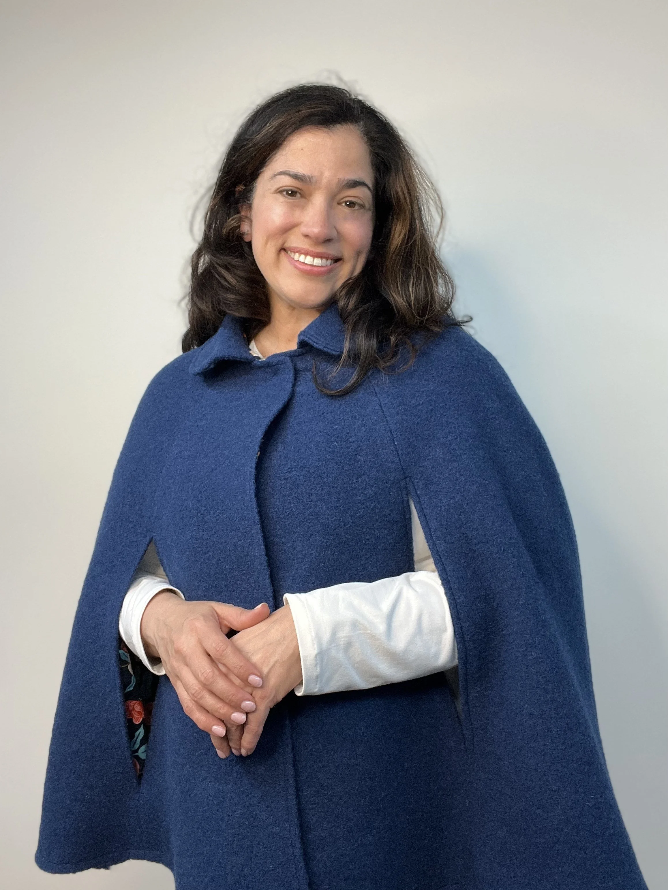 Sew Along Tutorial for Vogue 8959 a Lined Cape with a